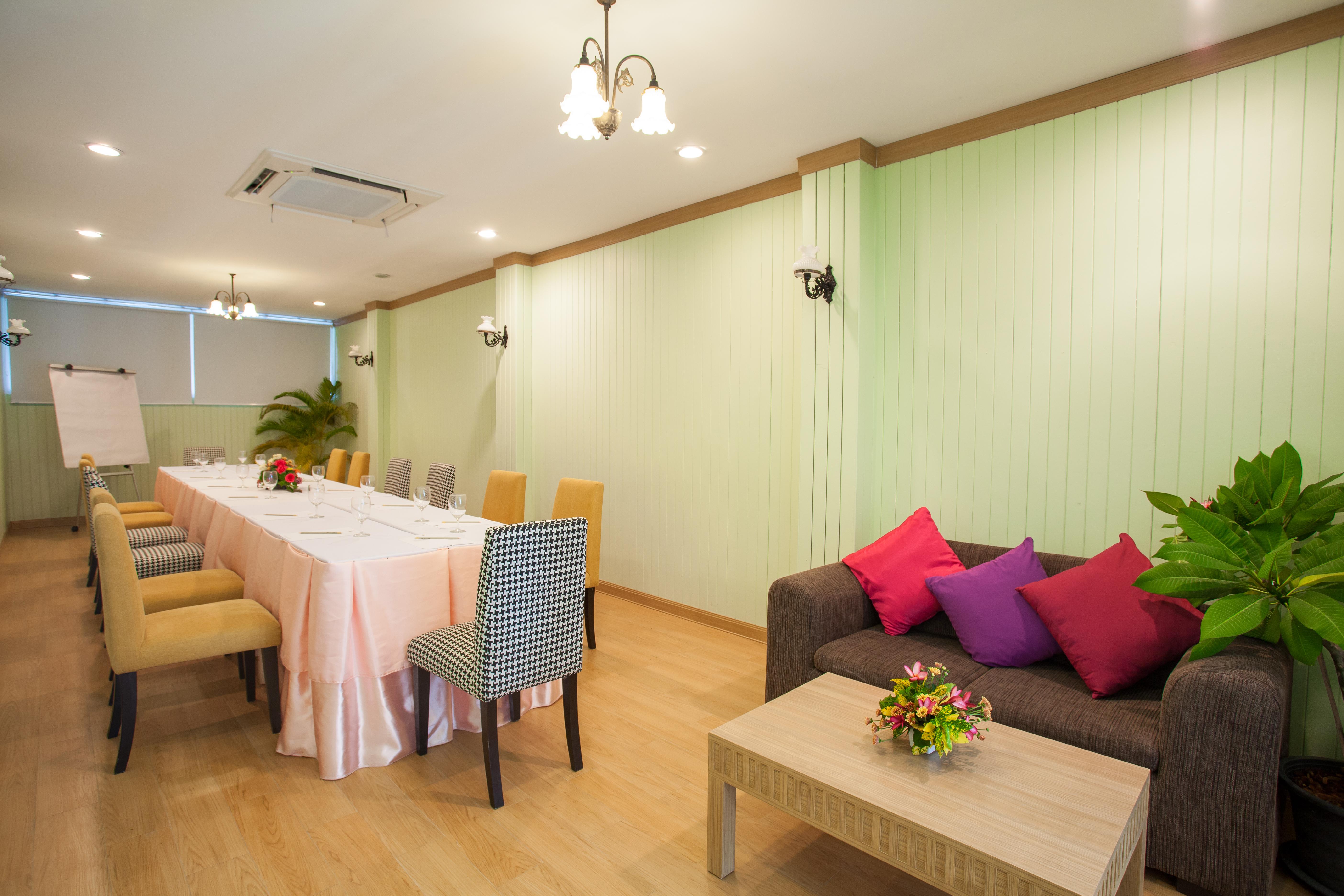 Paradise Hotel Udonthani Dış mekan fotoğraf