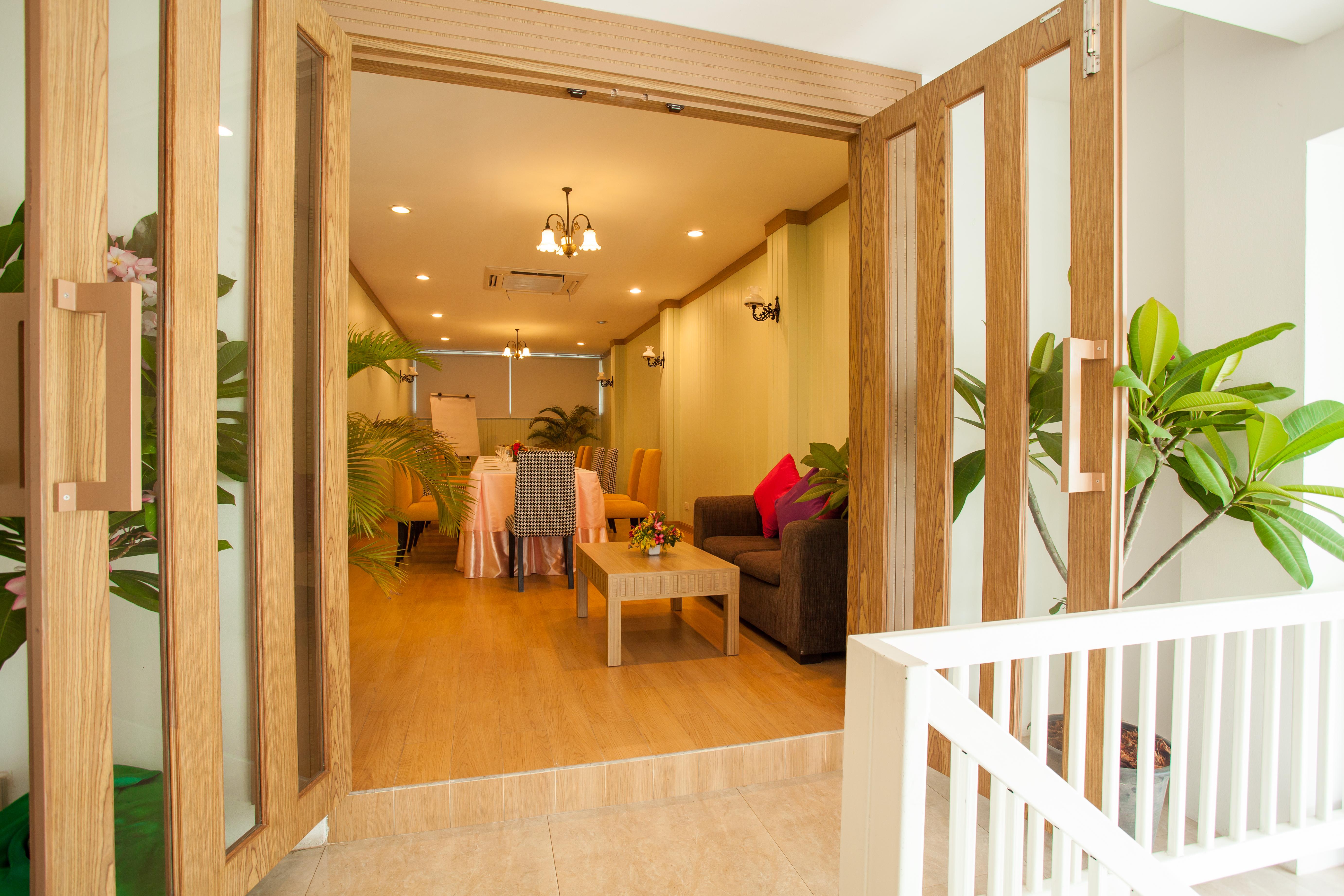 Paradise Hotel Udonthani Dış mekan fotoğraf