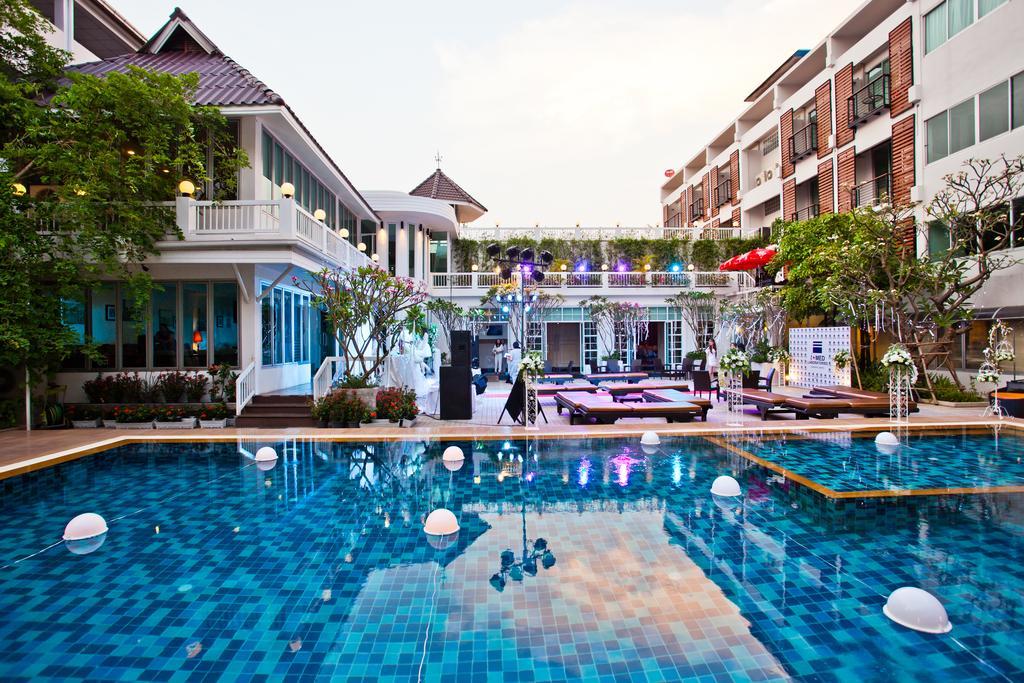 Paradise Hotel Udonthani Dış mekan fotoğraf